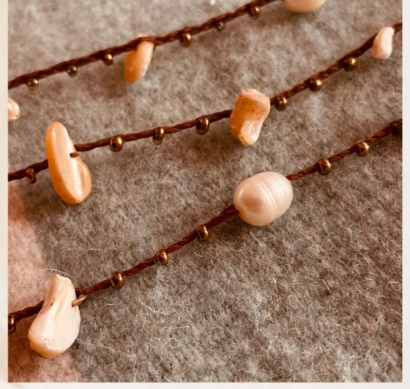 Pearl & Shell Band 3